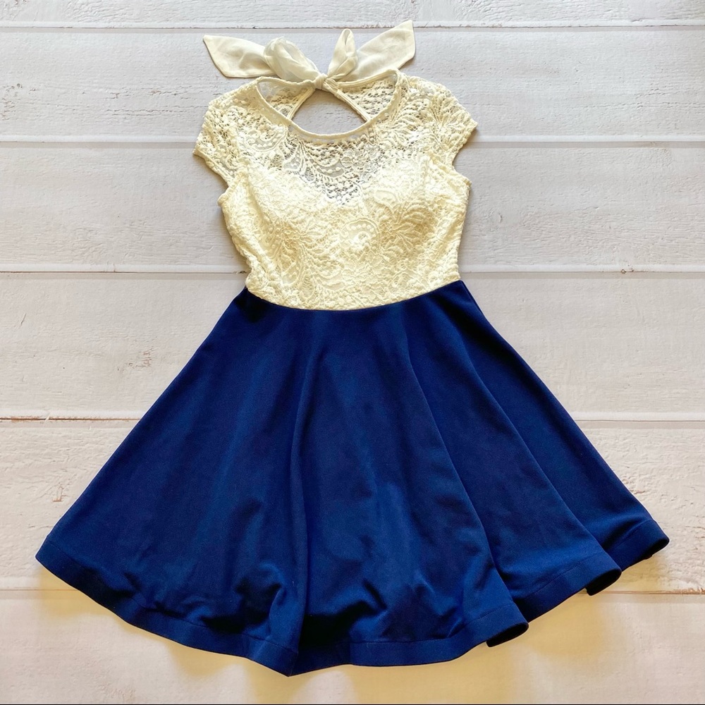 NWOT - B. Darlin - Women’s/Youth Cream Lace & Blue Mini Dress - Size 5/6